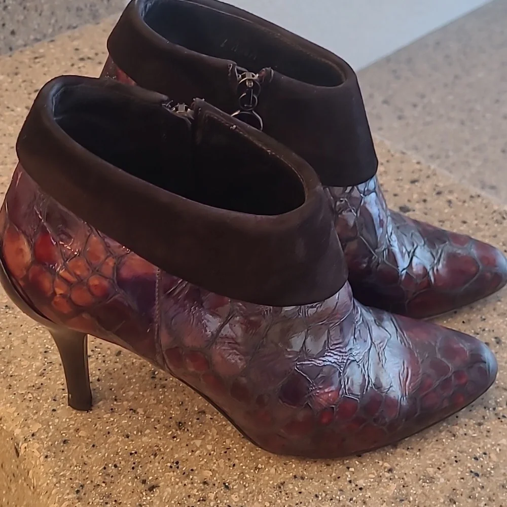 Booties Donald J Pliner Brown croco - Picture 1 of 6